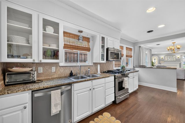 5630 Vanderbilt Avenue, Dallas, TX 75206