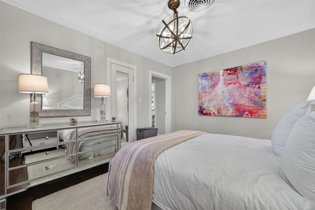 5630 Vanderbilt Avenue, Dallas, TX 75206