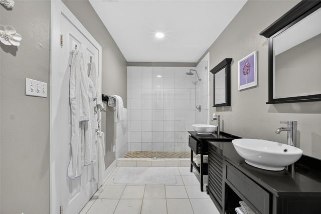 5630 Vanderbilt Avenue, Dallas, TX 75206