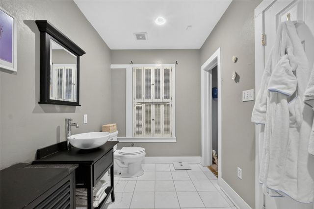 5630 Vanderbilt Avenue, Dallas, TX 75206