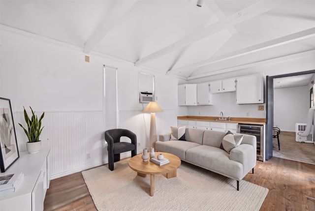 5630 Vanderbilt Avenue, Dallas, TX 75206
