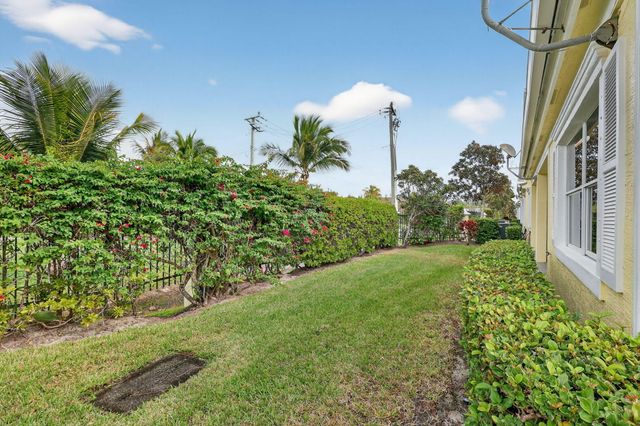 906 Mariner Bay Boulevard, Fort Pierce, FL 34949