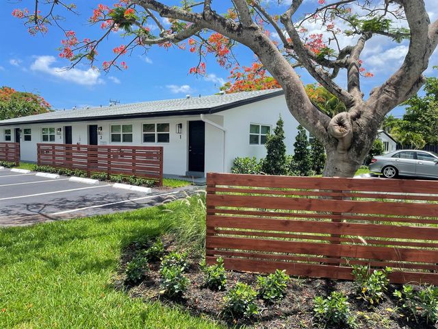 704 NE 23rd Drive 3, Wilton Manors, FL 33305