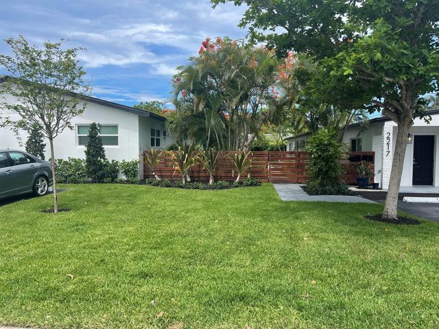 704 NE 23rd Drive 3, Wilton Manors, FL 33305