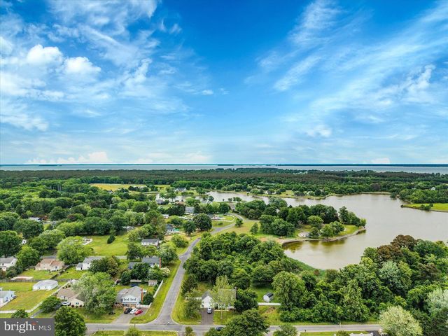 400 BEACHSIDE DR, Stevensville, MD 21666