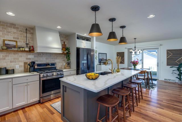 2666 Dungarvan Road, Fitchburg, WI 53711