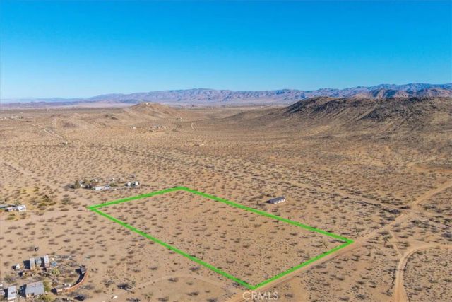 1631 Alta, Landers, CA 92285