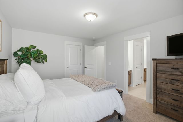 428 Van Conder Pl, Hendersonville, TN 37075