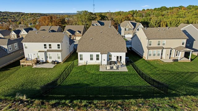 428 Van Conder Pl, Hendersonville, TN 37075