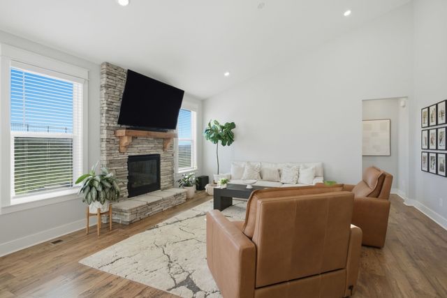 428 Van Conder Pl, Hendersonville, TN 37075