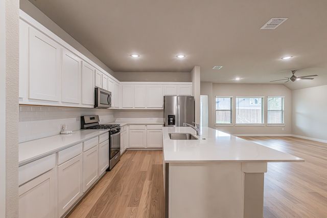 257 Hope Orchards Drive, Lavon, TX 75166