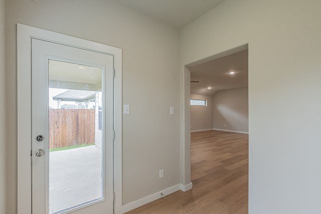 257 Hope Orchards Drive, Lavon, TX 75166