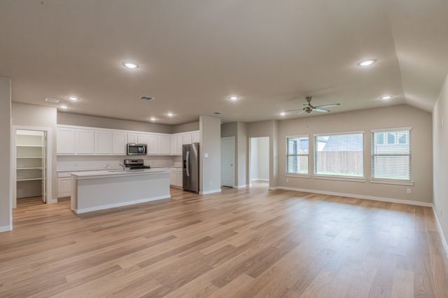 257 Hope Orchards Drive, Lavon, TX 75166