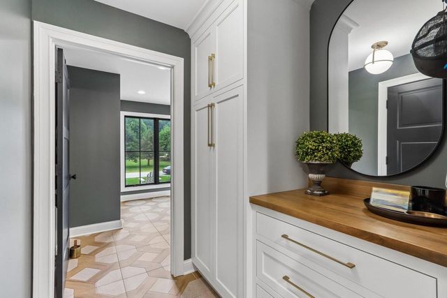 3479 Broken Bow TRAIL, Delafield, WI 53018