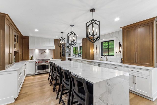 3479 Broken Bow TRAIL, Delafield, WI 53018