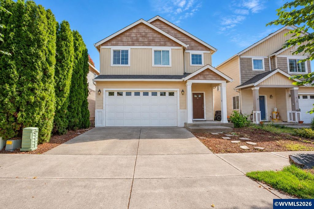 671 Jasmine Cir, Independence, OR 97351