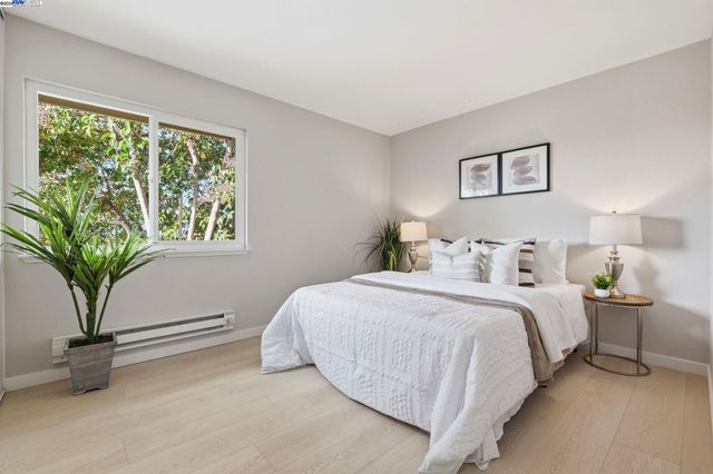 4064 Abbey Ter 217, Fremont, CA 94536