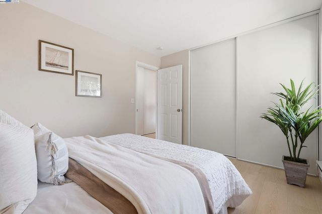 4064 Abbey Ter 217, Fremont, CA 94536