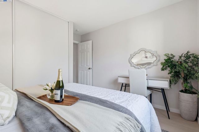 4064 Abbey Ter 217, Fremont, CA 94536