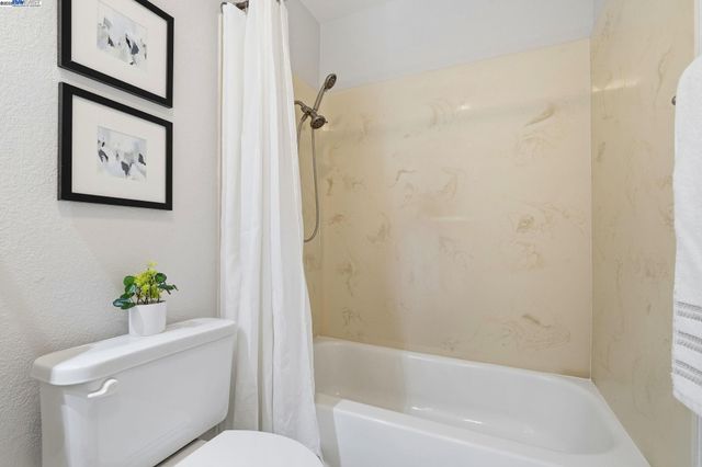 4064 Abbey Ter 217, Fremont, CA 94536