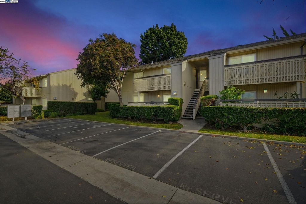 4064 Abbey Ter 217, Fremont, CA 94536
