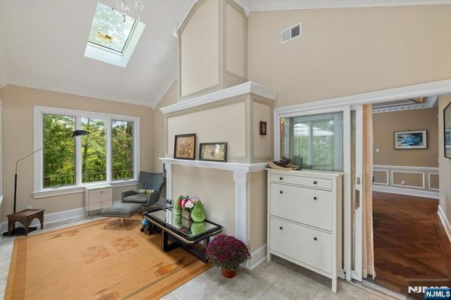 61 Overlook Drive, Woodcliff Lake, NJ 07677