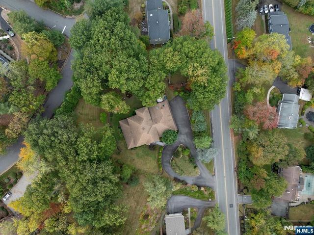 61 Overlook Drive, Woodcliff Lake, NJ 07677