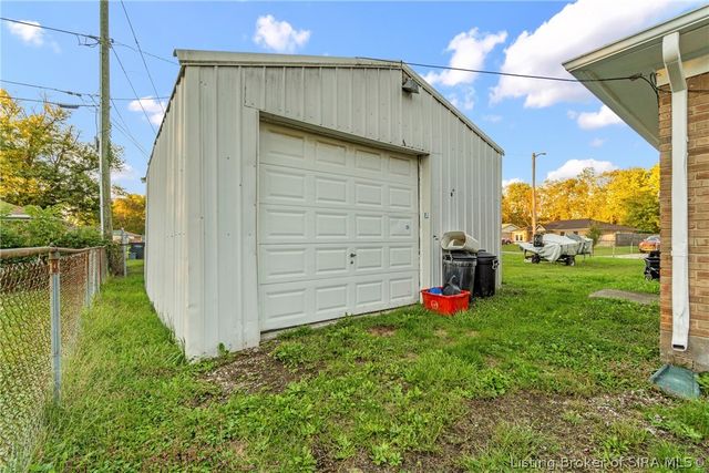 339 Bohart Lane, Charlestown, IN 47111