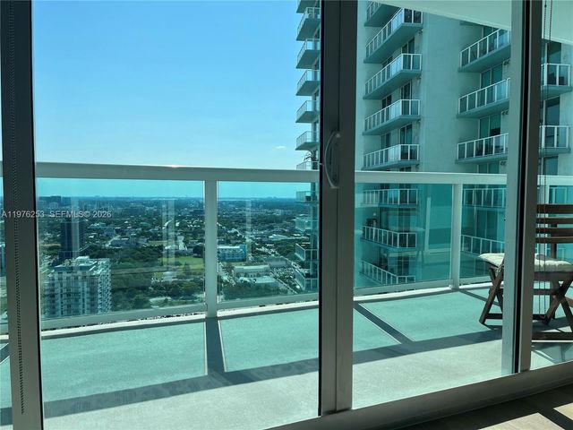 1800 N Bayshore Dr 3810, Miami, FL 33132