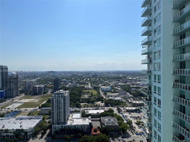 1800 N Bayshore Dr 3810, Miami, FL 33132
