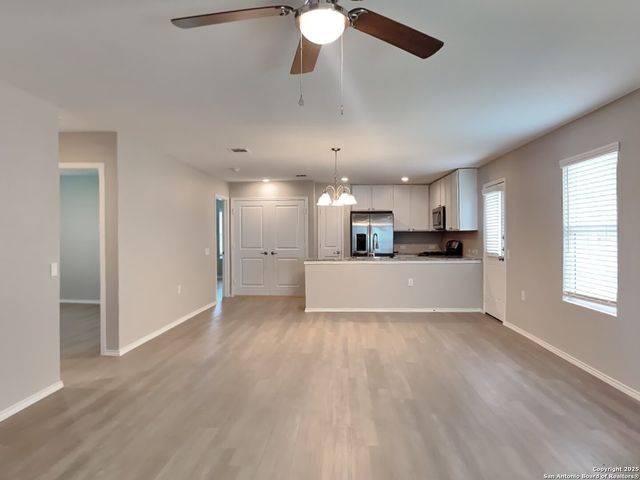 7319 Rosada, San Antonio, TX 78218