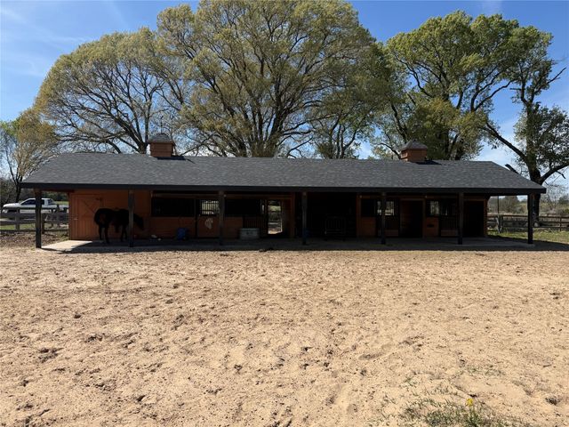 845 Fm 2330, Montalba, TX 75853