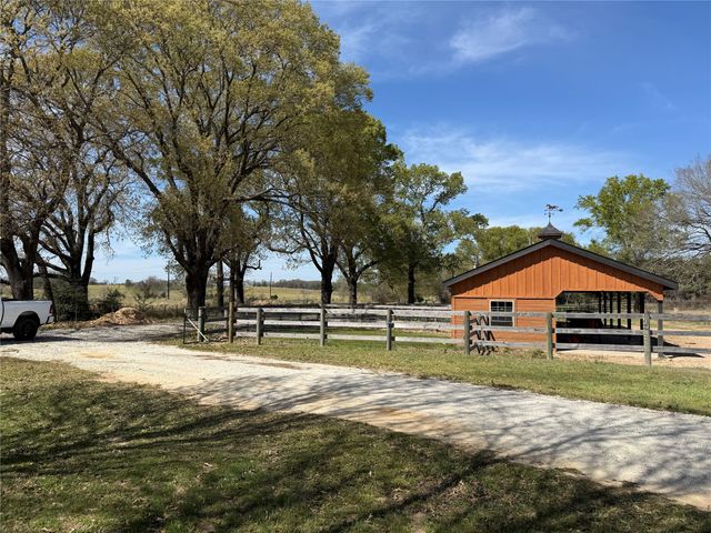 845 Fm 2330, Montalba, TX 75853