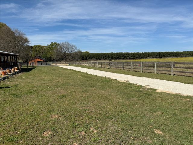 845 Fm 2330, Montalba, TX 75853