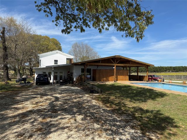 845 Fm 2330, Montalba, TX 75853