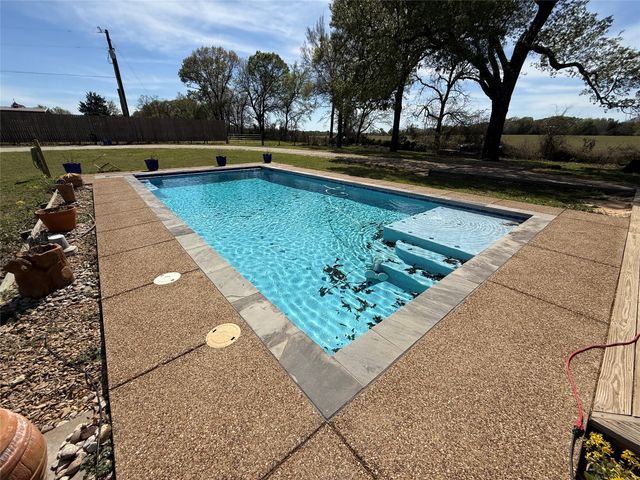 845 Fm 2330, Montalba, TX 75853