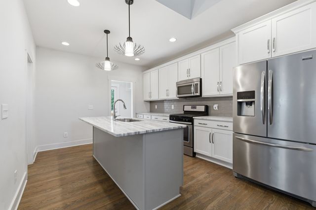 1224 Bessie Ave, Nashville, TN 37207