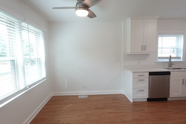 18637 Highland Avenue, Homewood, IL 60430