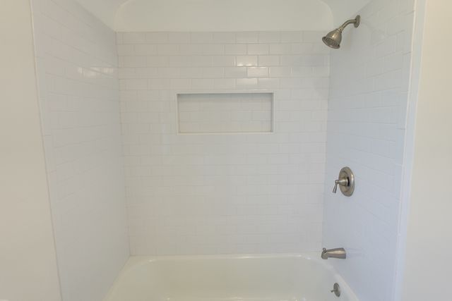 18637 Highland Avenue, Homewood, IL 60430