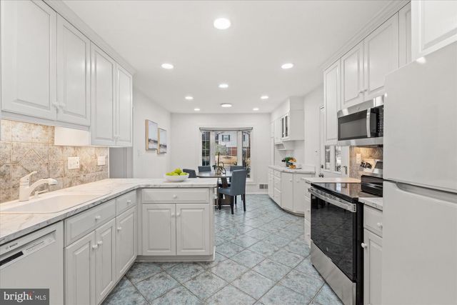 14416 PECAN DR, Rockville, MD 20853