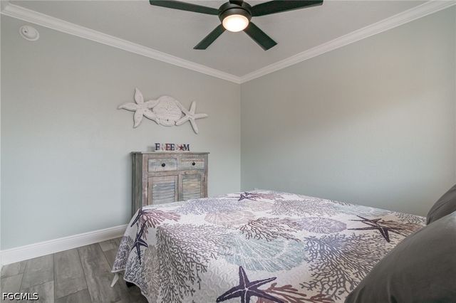 898 Buttonwood DR 105, Fort Myers Beach, FL 33931