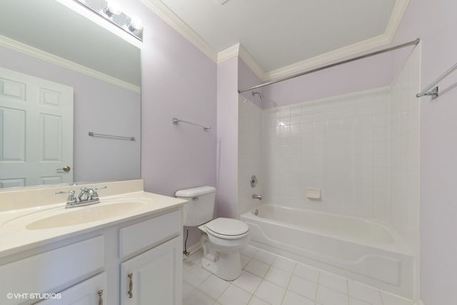 2716 N GREENWOOD Avenue, Arlington Heights, IL 60004