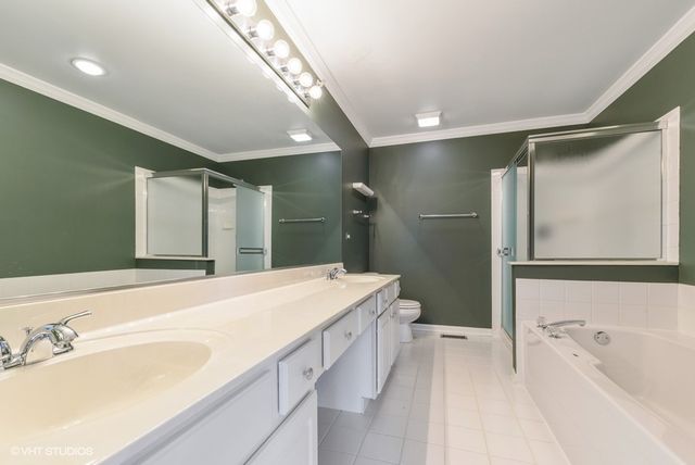 2716 N GREENWOOD Avenue, Arlington Heights, IL 60004