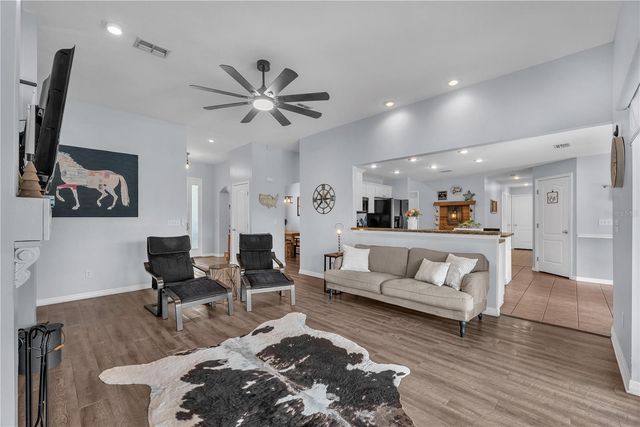 4516 HAWKINS ROAD, Plant City, FL 33567