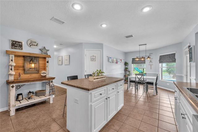 4516 HAWKINS ROAD, Plant City, FL 33567