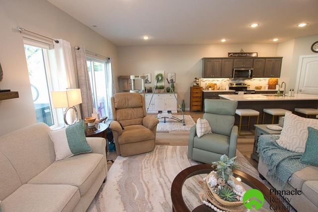 507 D Street, Central City, NE 68826