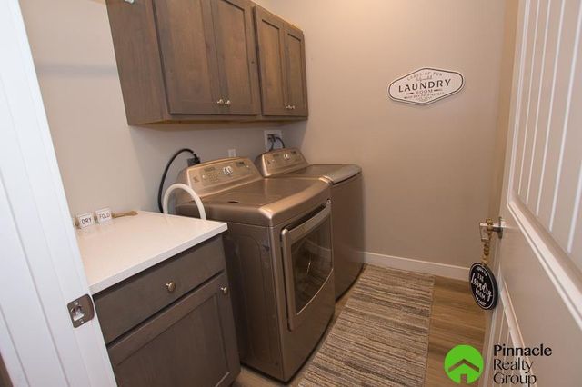 507 D Street, Central City, NE 68826