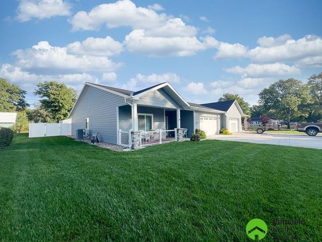 507 D Street, Central City, NE 68826