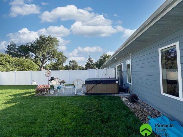 507 D Street, Central City, NE 68826