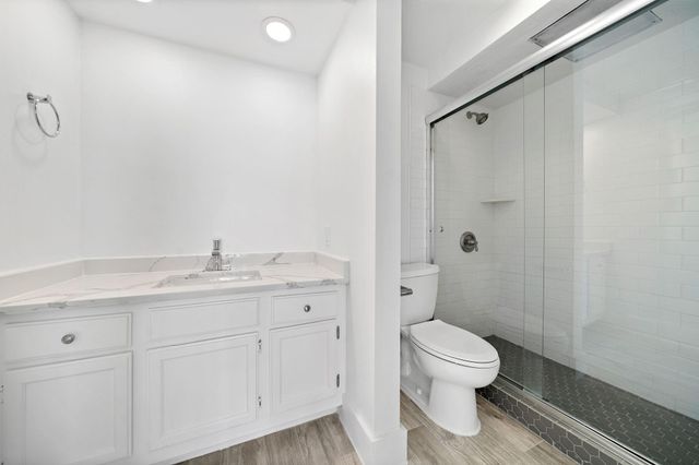5150 Hidalgo Street 1604, Houston, TX 77056